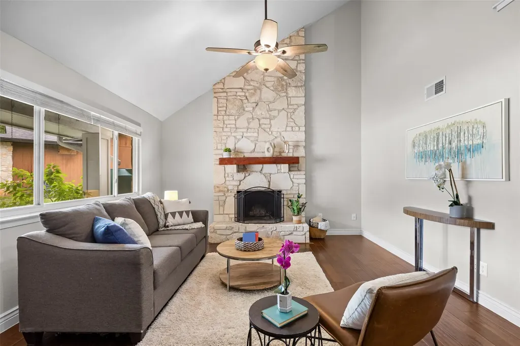 8300 Belclaire Circle Austin TX 78748