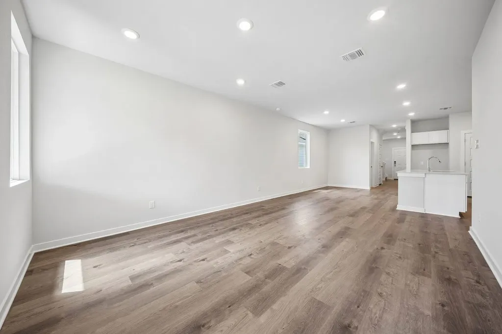 145 Hornet Street Elgin TX 78621