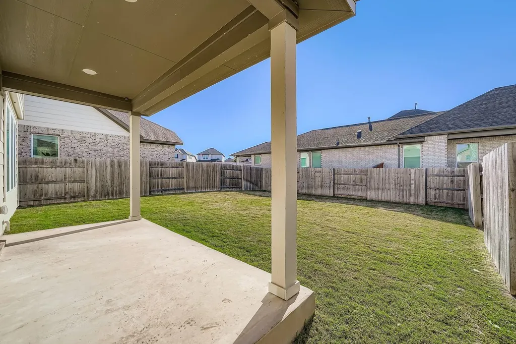 131 Table Top Bend Liberty Hill TX 78642