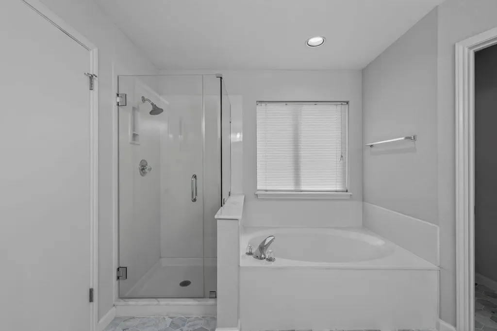 8910 Spicebrush Drive Austin TX 78759