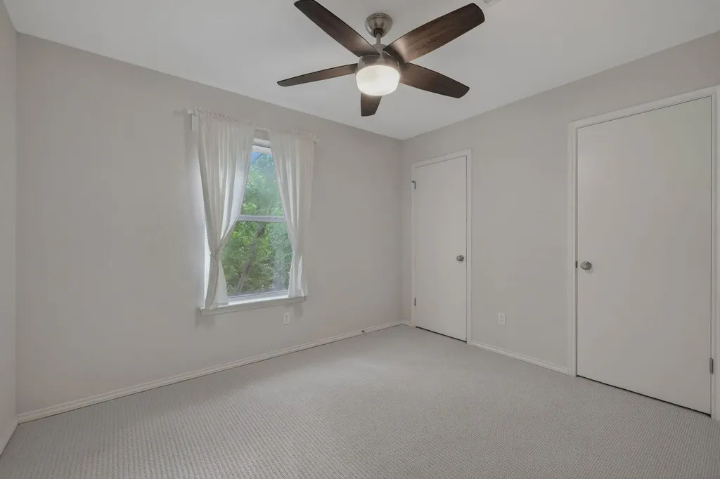 8910 Spicebrush Drive Austin TX 78759