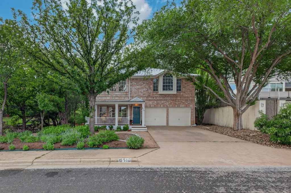 8910 Spicebrush Drive Austin TX 78759