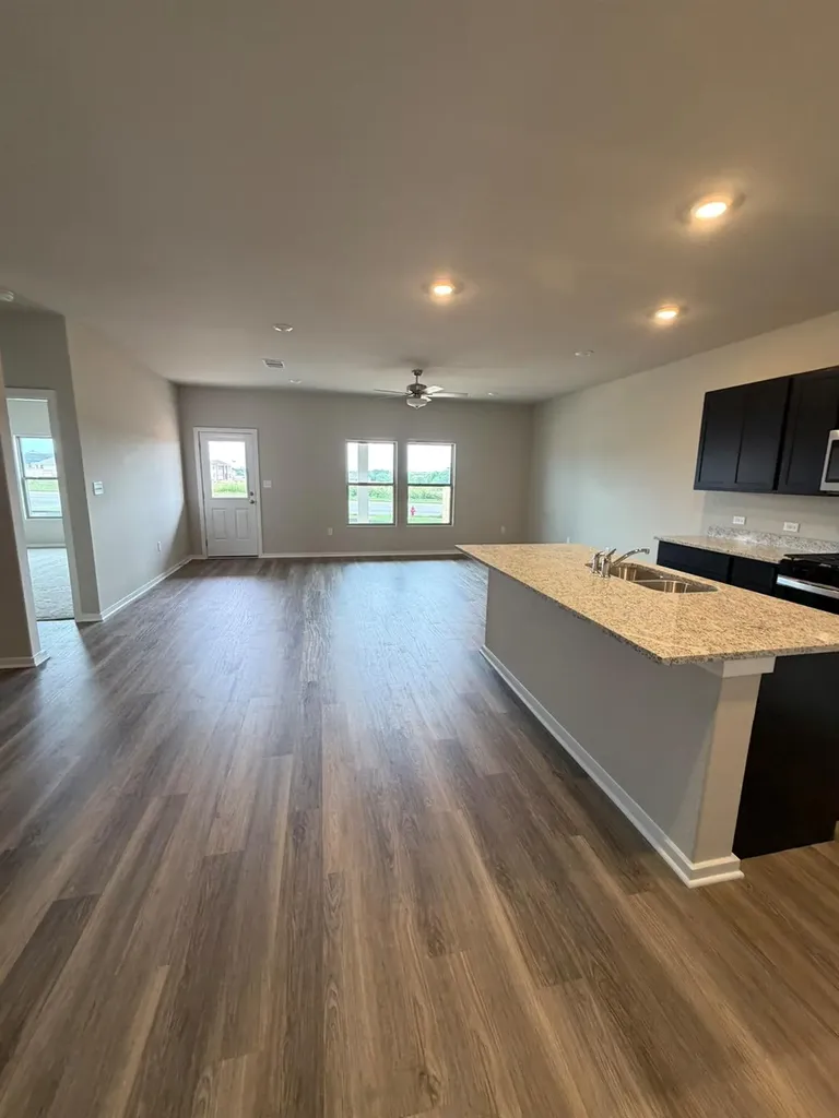 25533 Flora Bella Lane Elgin TX 78621