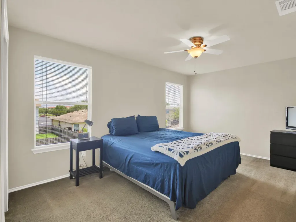 12716 Paloma Blanca Way Del Valle TX 78617
