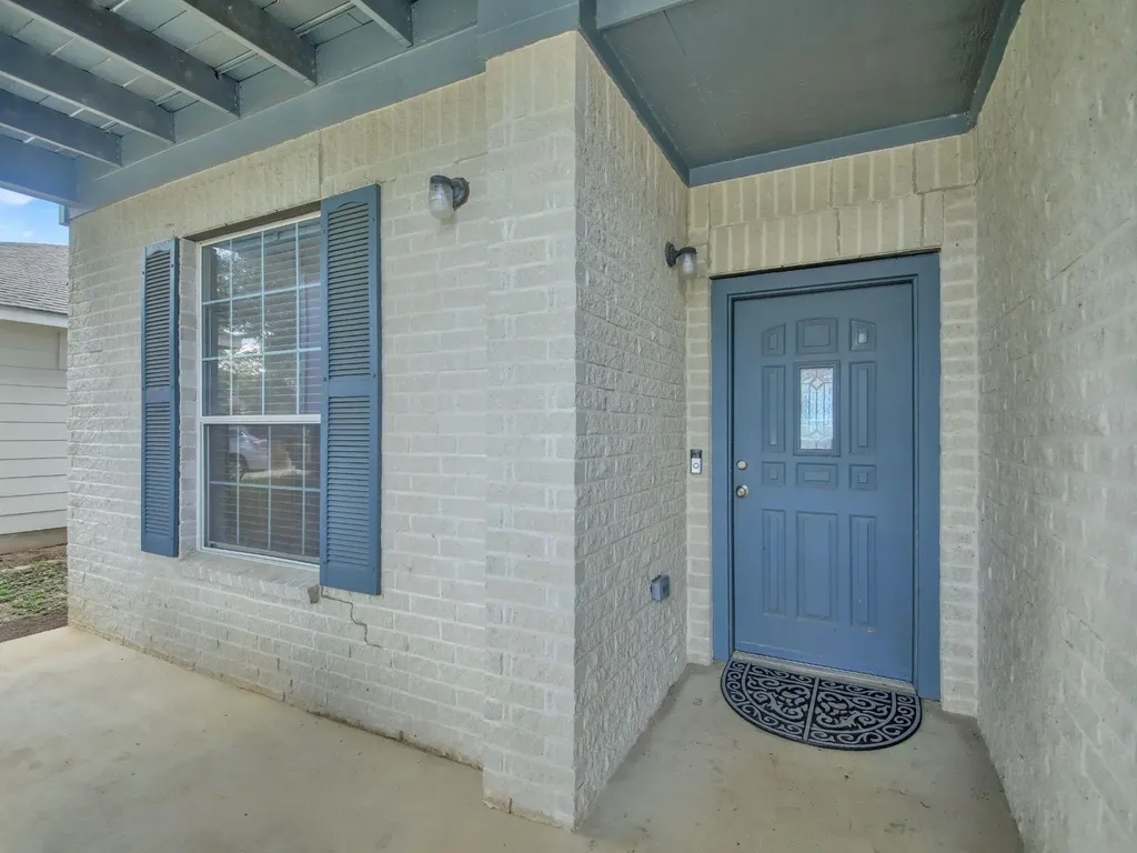 12716 Paloma Blanca Way Del Valle TX 78617