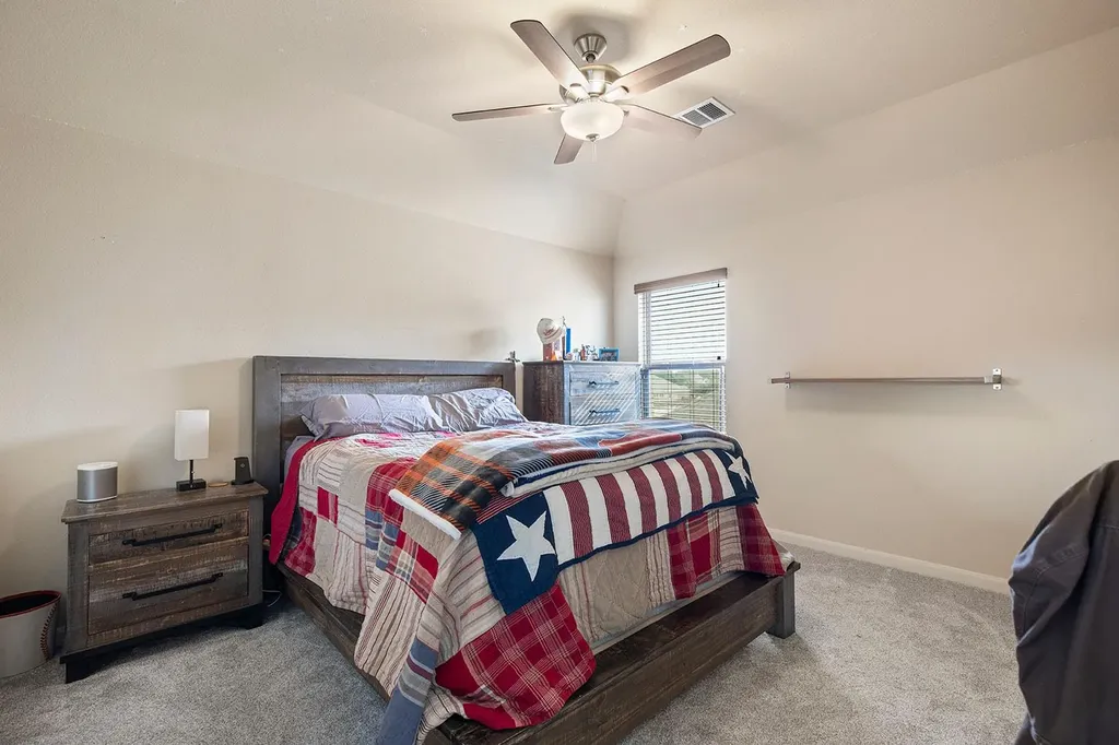 2528 Thunder Horse Leander TX 78641