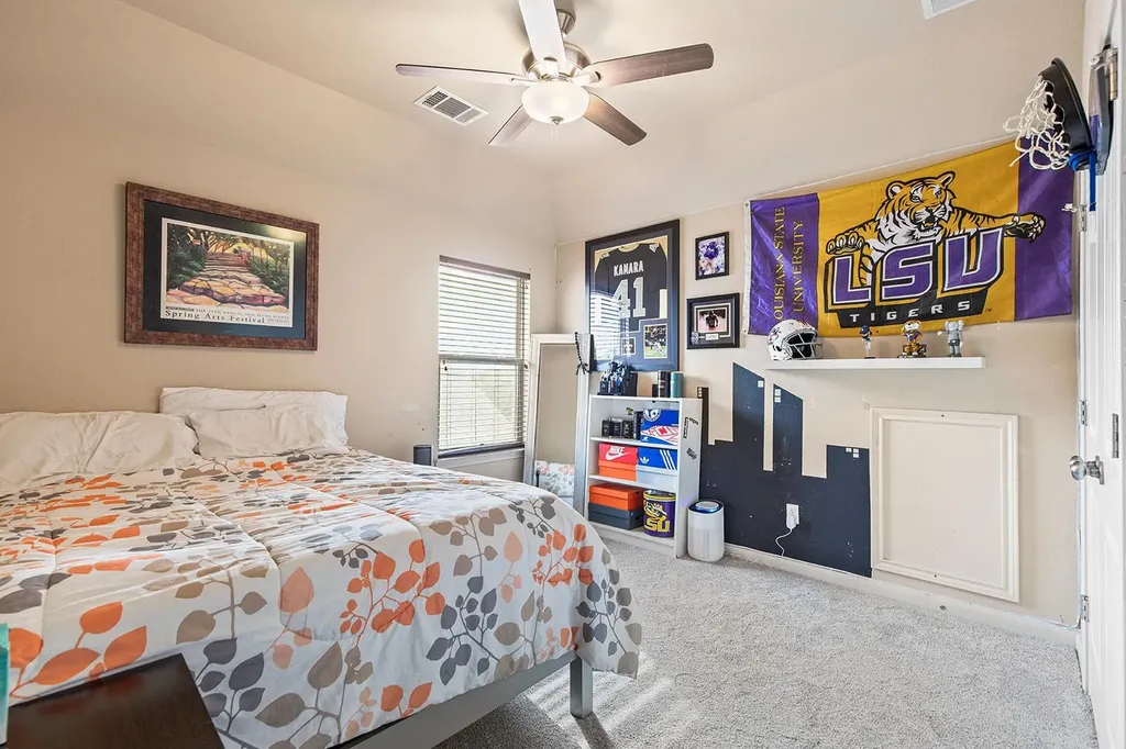 2528 Thunder Horse Leander TX 78641