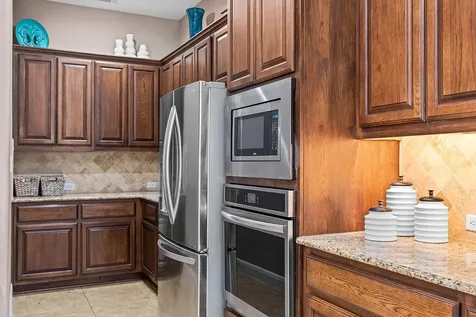 2528 Thunder Horse Leander TX 78641