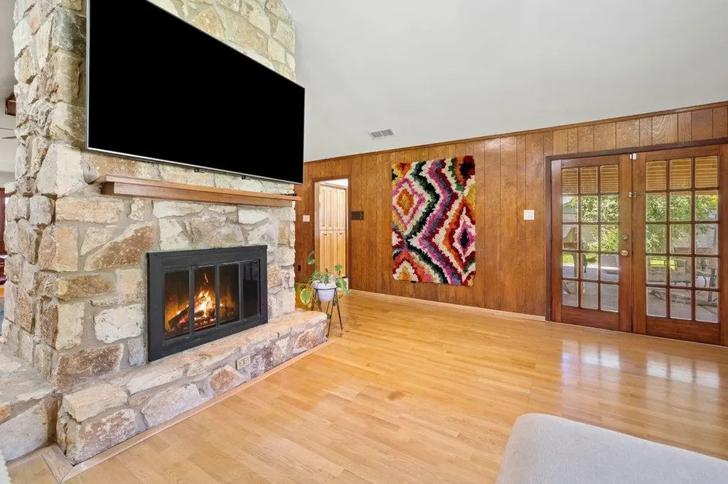 4602 Indian Wells Drive Austin TX 78747