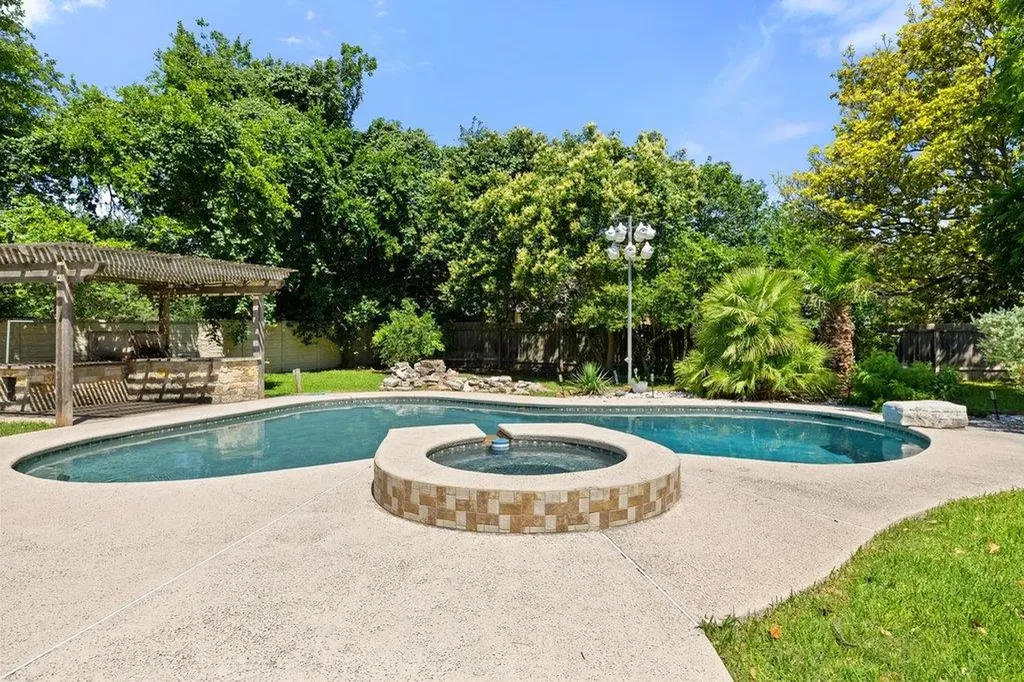 4602 Indian Wells Drive Austin TX 78747