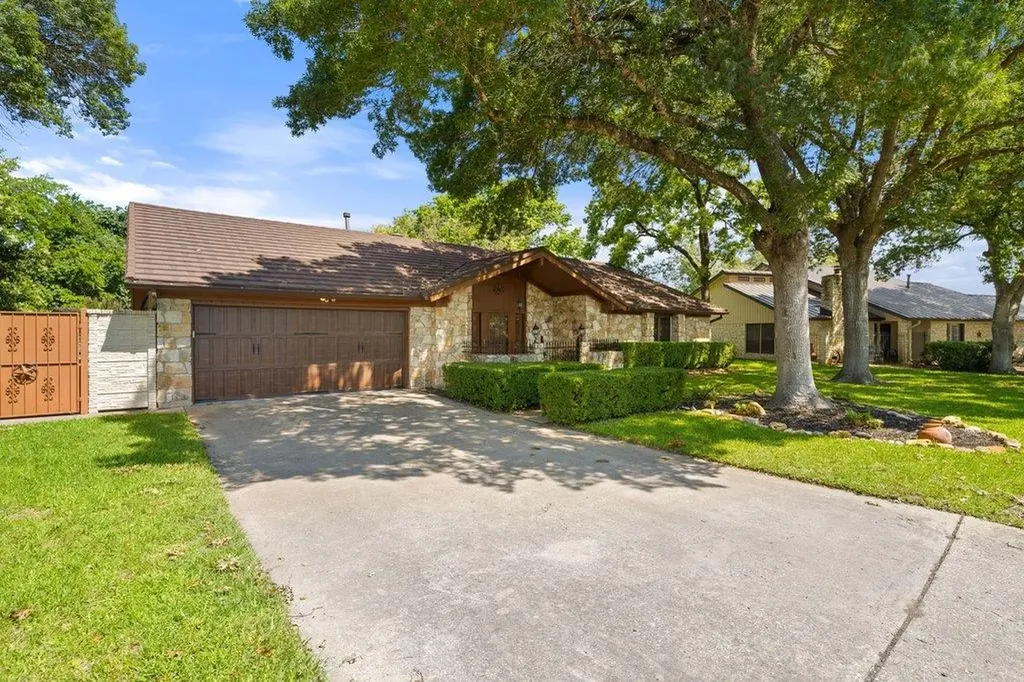 4602 Indian Wells Drive Austin TX 78747