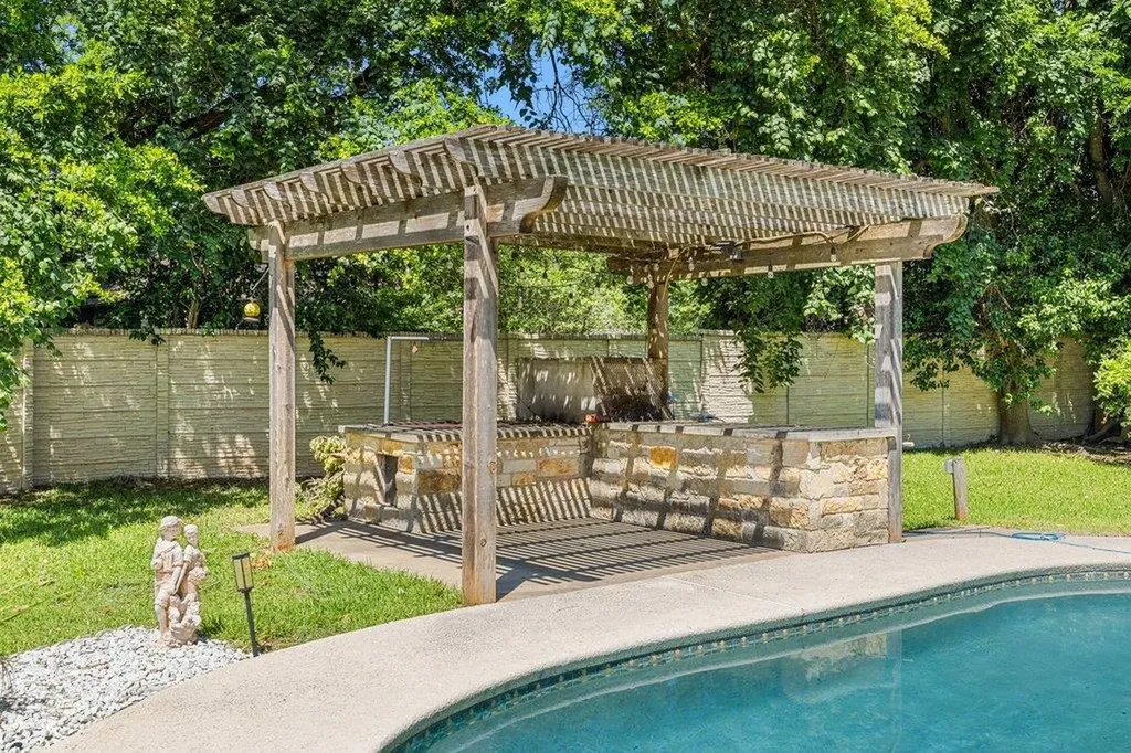 4602 Indian Wells Drive Austin TX 78747