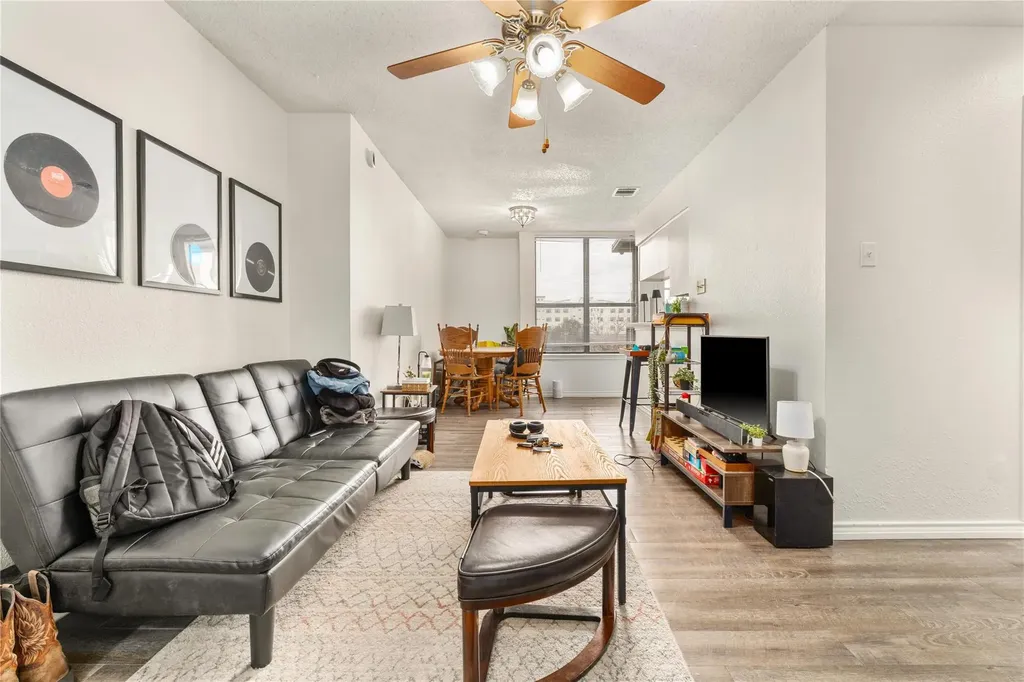2409 Leon Street Austin TX 78705