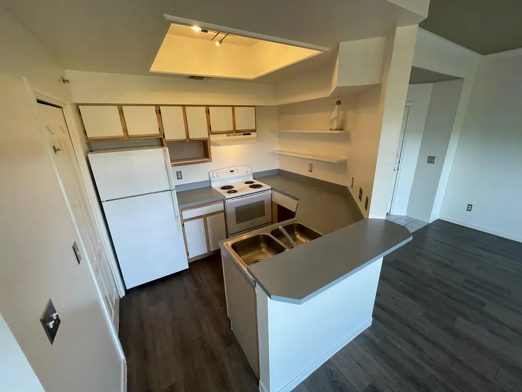 6000 Shepherd Mountain Cove Austin TX 78730