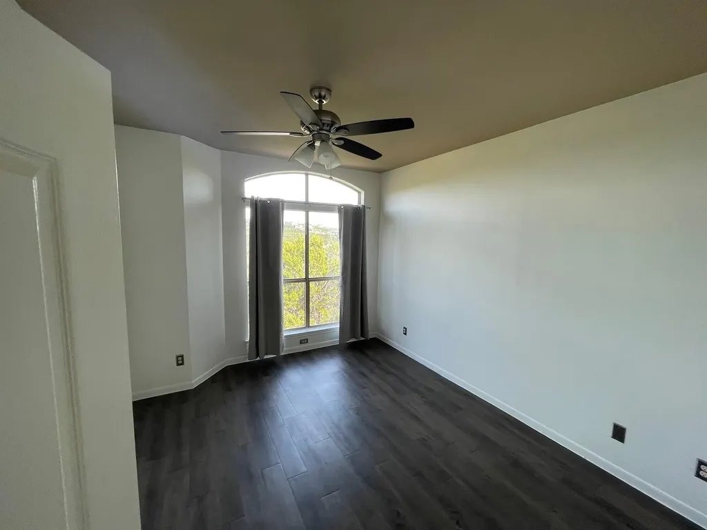 6000 Shepherd Mountain Cove Austin TX 78730