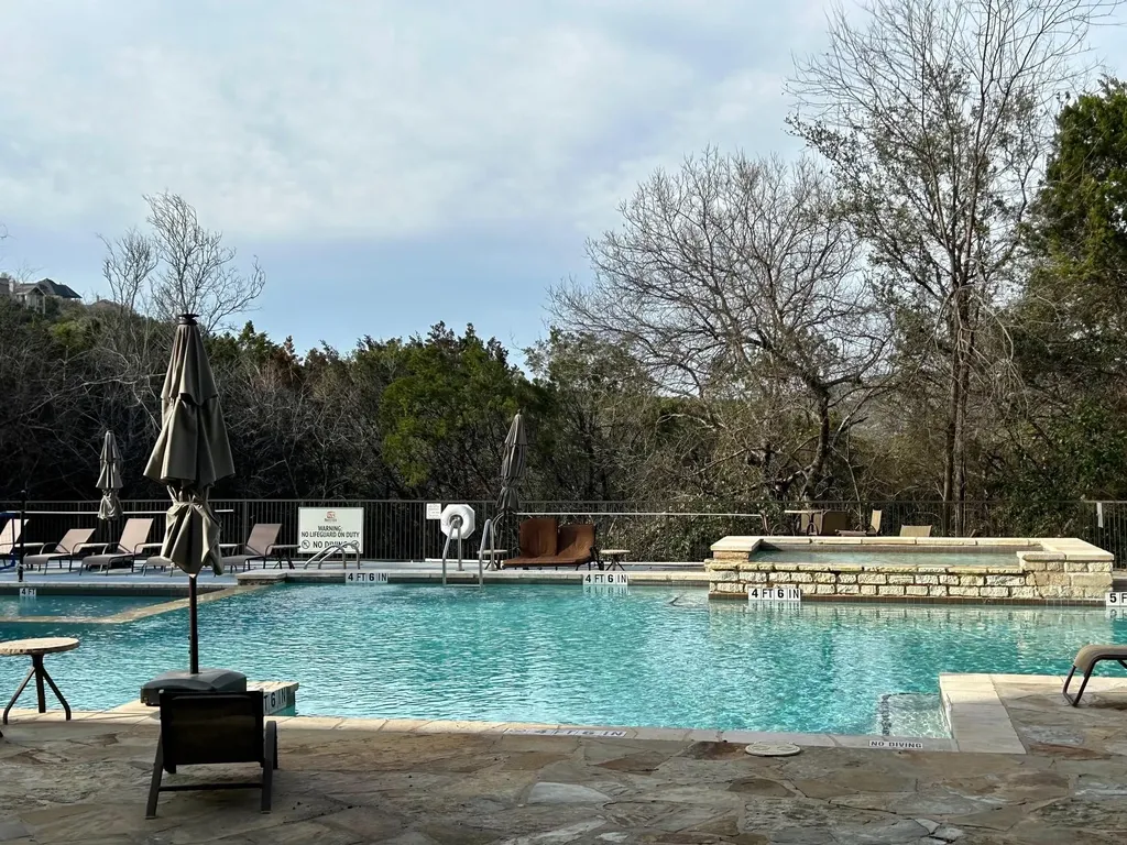 6000 Shepherd Mountain Cove Austin TX 78730