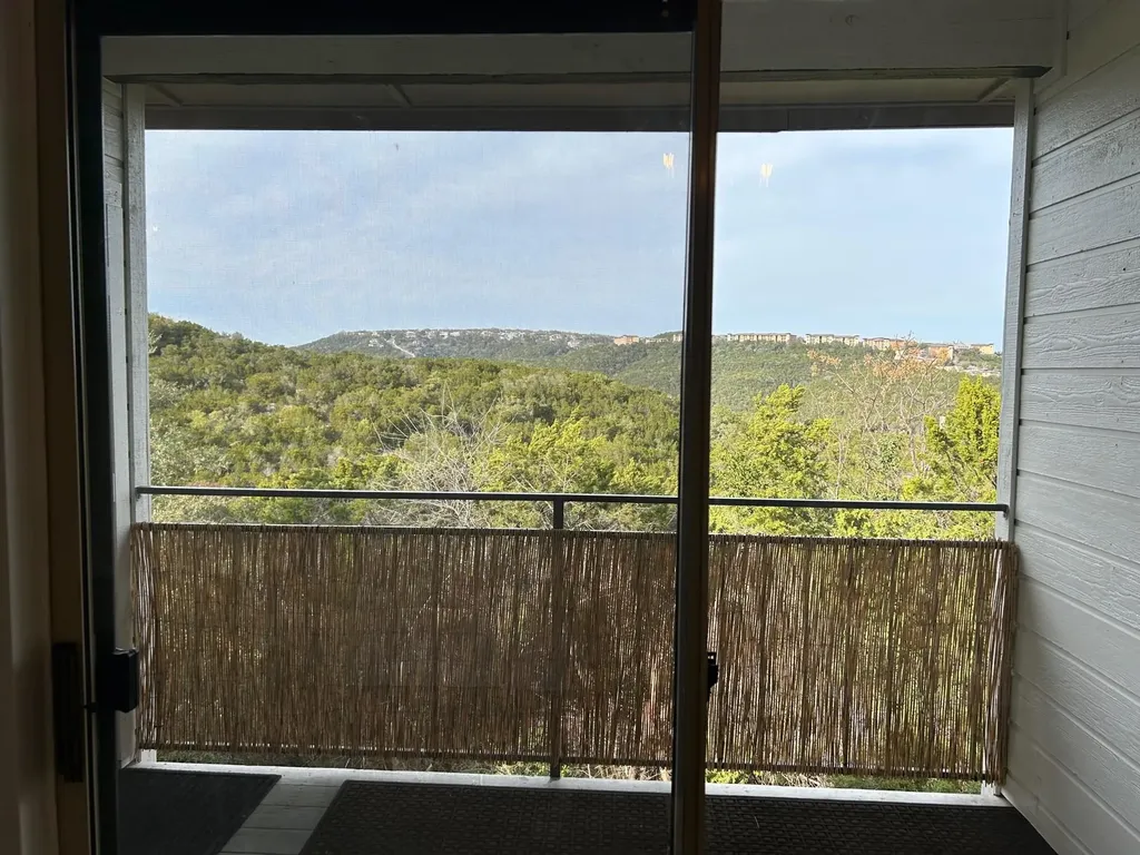 6000 Shepherd Mountain Cove Austin TX 78730