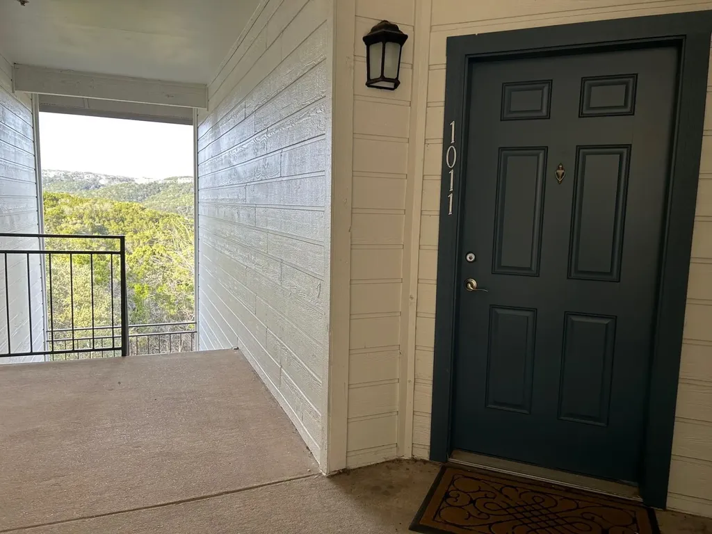 6000 Shepherd Mountain Cove Austin TX 78730