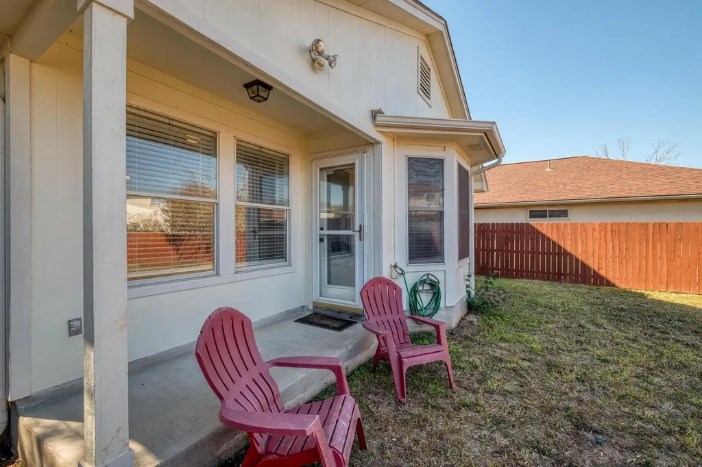 16628 Trevin Cove Manor TX 78653