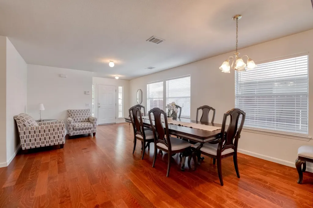 16628 Trevin Cove Manor TX 78653