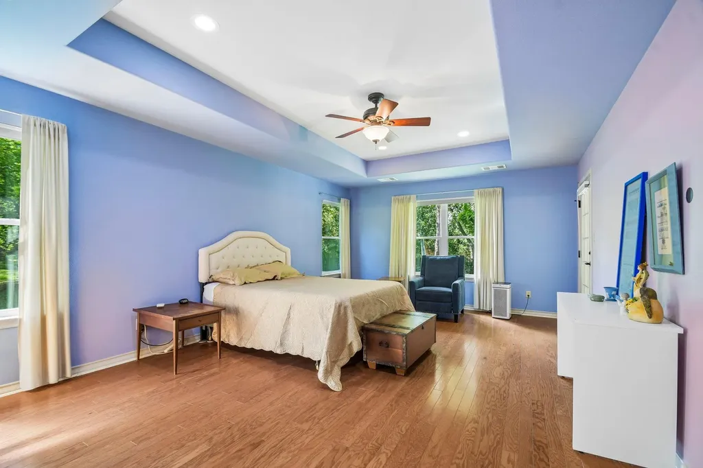 307 W 4th Street Elgin TX 78621