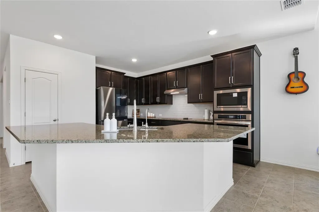 631 Breeze Hollow Lane Georgetown TX 78628