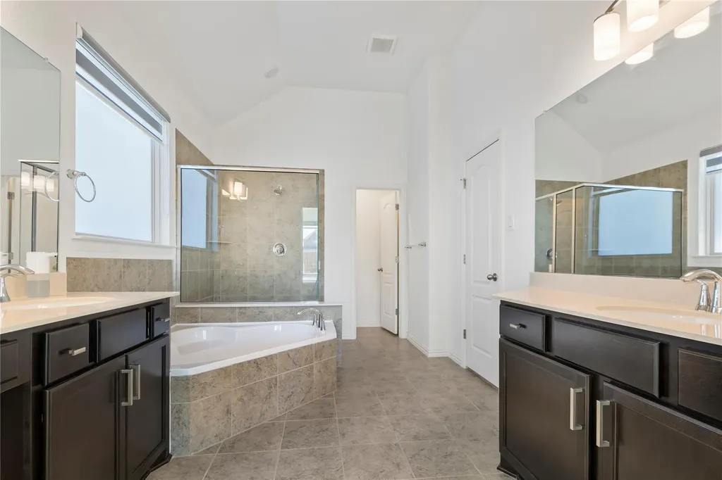 631 Breeze Hollow Lane Georgetown TX 78628