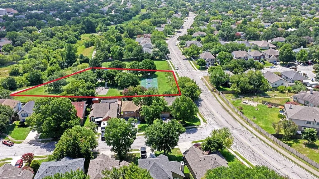 511 Dusty Leather Court Pflugerville TX 78660