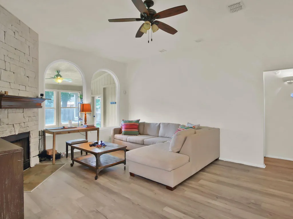 511 Dusty Leather Court Pflugerville TX 78660