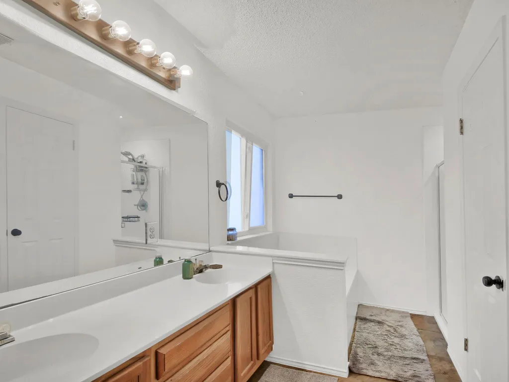 511 Dusty Leather Court Pflugerville TX 78660