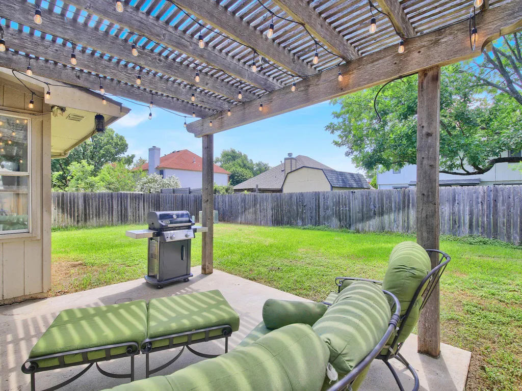 511 Dusty Leather Court Pflugerville TX 78660