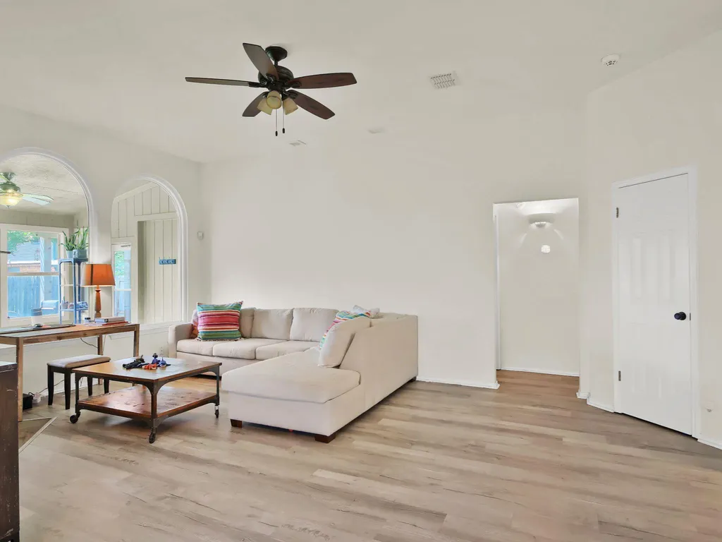 511 Dusty Leather Court Pflugerville TX 78660