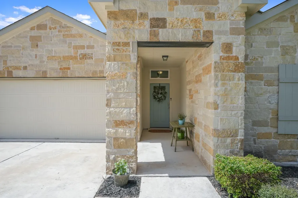 4324 Rockbrook Farms Lane Georgetown TX 78628