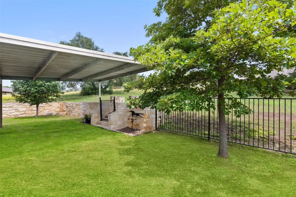 151 Uplift Horseshoe Bay TX 78657