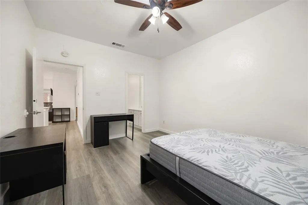 806 W 24th Street Austin TX 78705