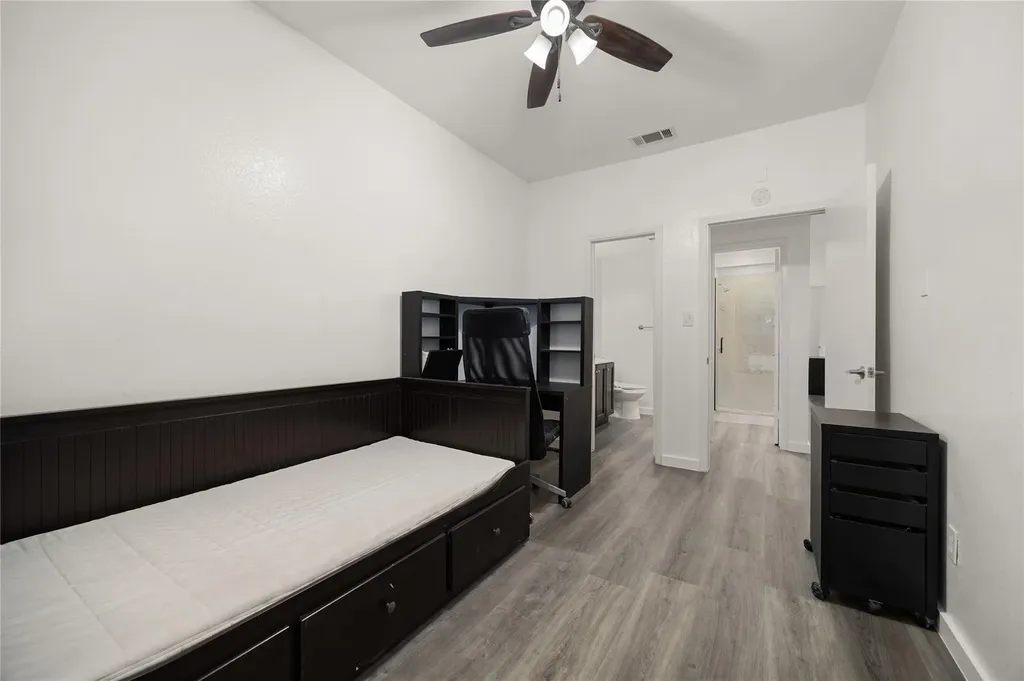806 W 24th Street Austin TX 78705