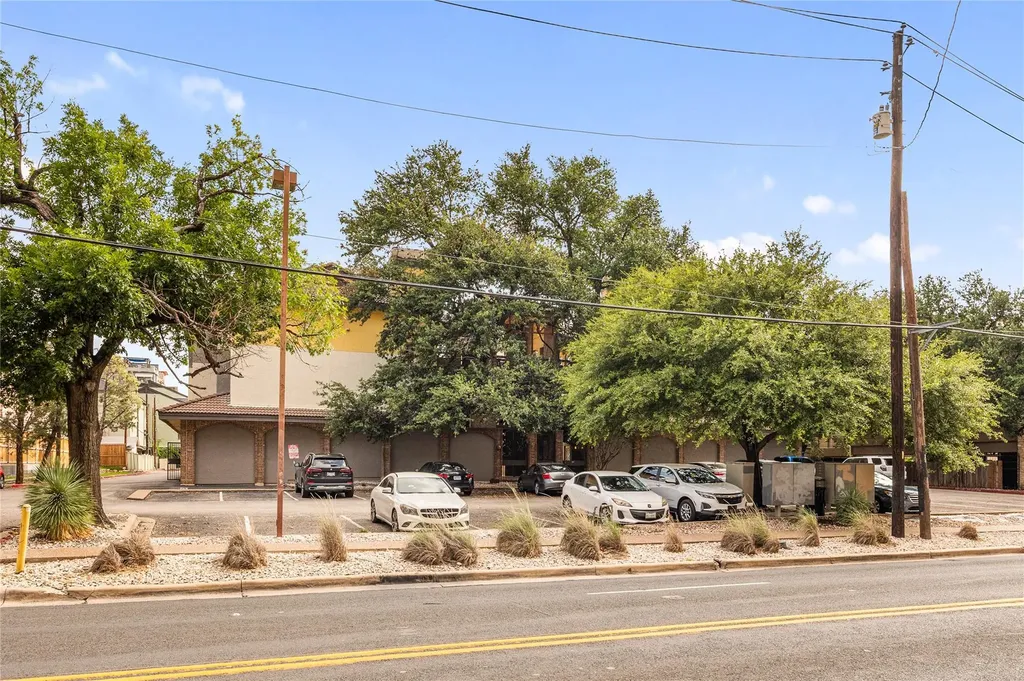 806 W 24th Street Austin TX 78705