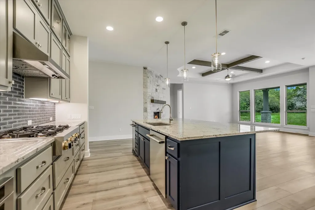 3109 Honeywood Drive Leander TX 78641