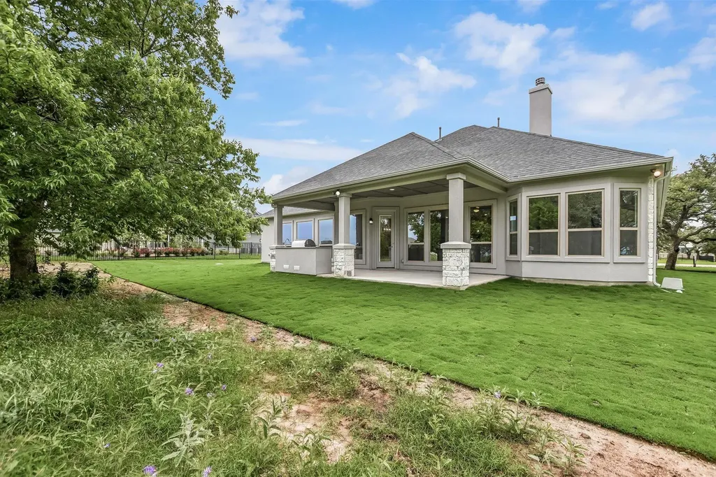 3109 Honeywood Drive Leander TX 78641