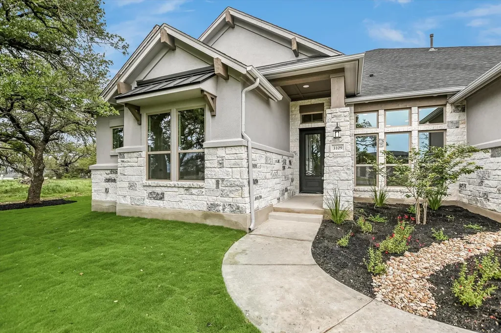 3109 Honeywood Drive Leander TX 78641