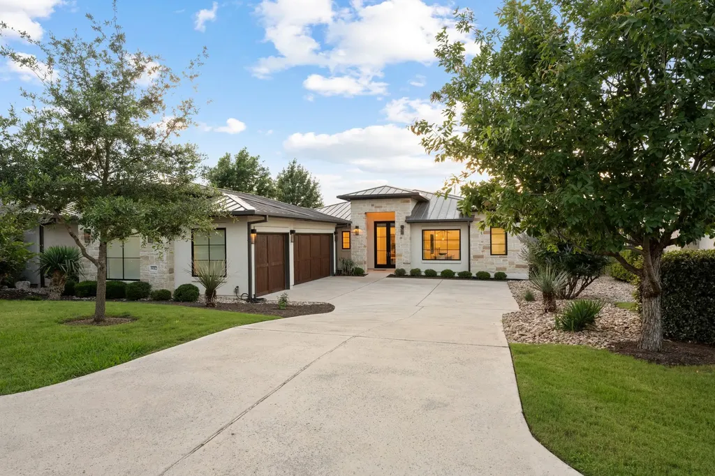 8312 Carranzo Drive Austin TX 78735