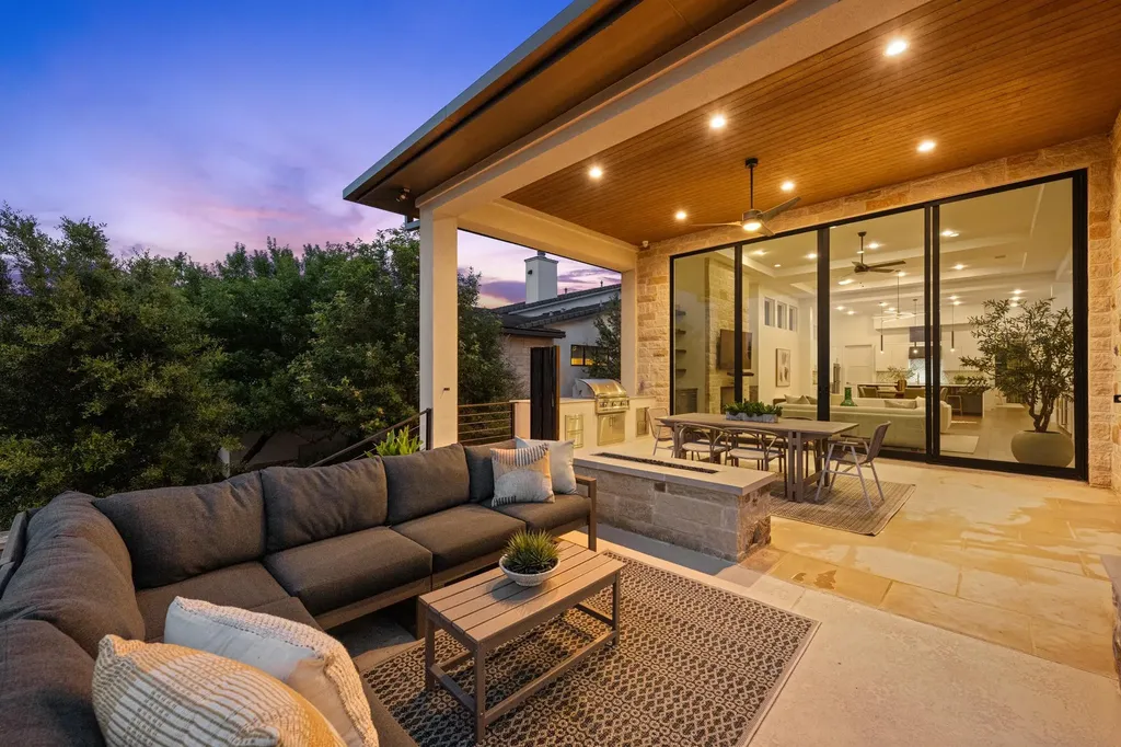 8312 Carranzo Drive Austin TX 78735