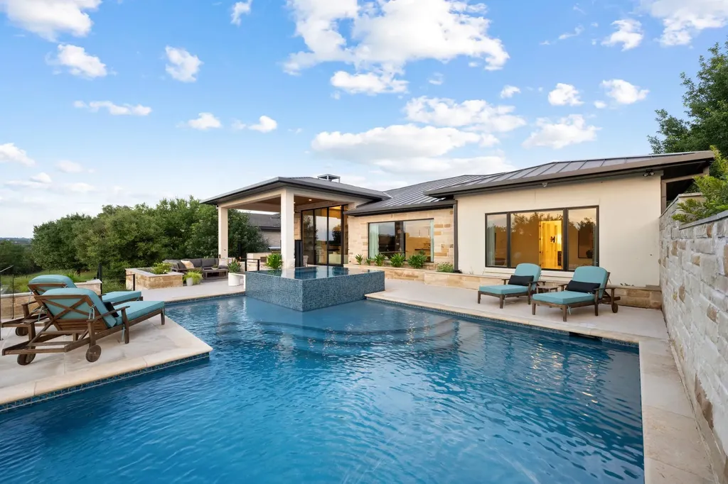 8312 Carranzo Drive Austin TX 78735