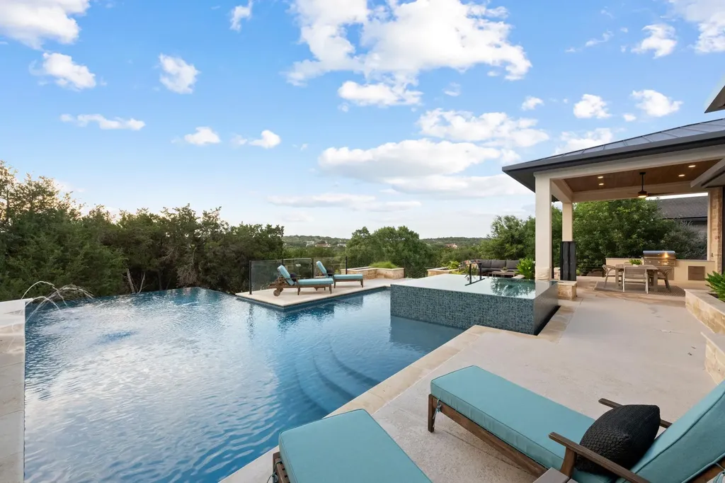 8312 Carranzo Drive Austin TX 78735