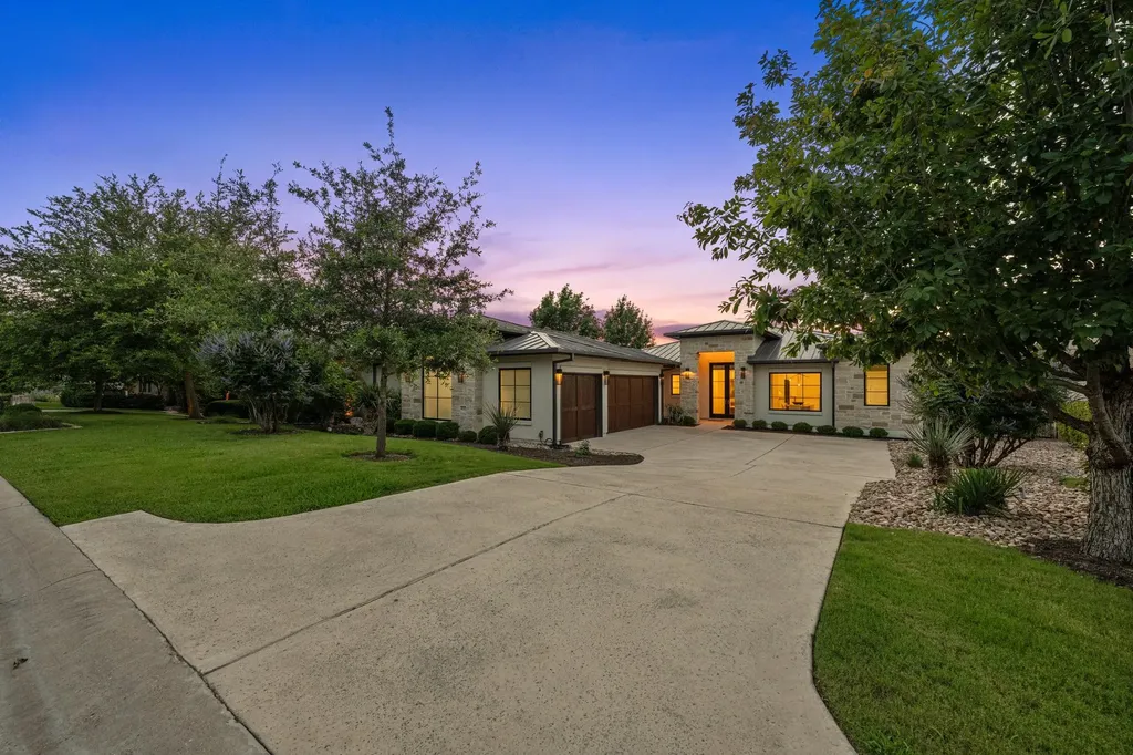 8312 Carranzo Drive Austin TX 78735