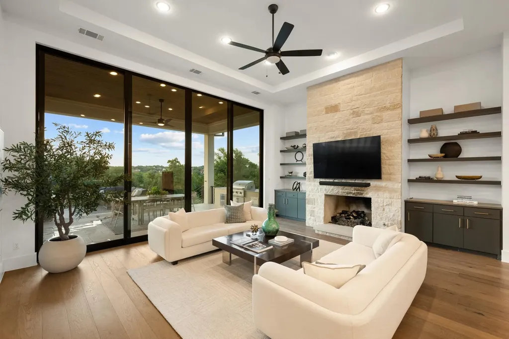 8312 Carranzo Drive Austin TX 78735