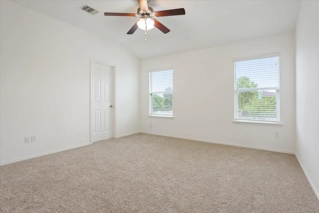 240 Foster Lane Jarrell TX 76537