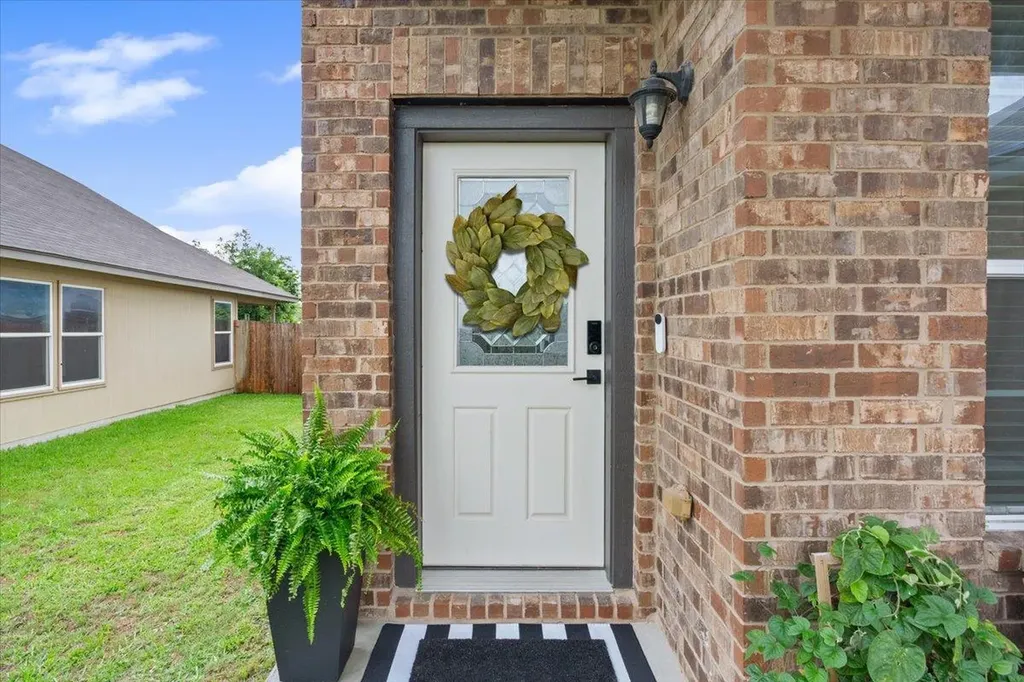 240 Foster Lane Jarrell TX 76537