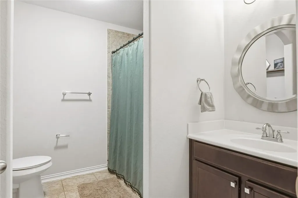 486 Pond View Pass Buda TX 78610