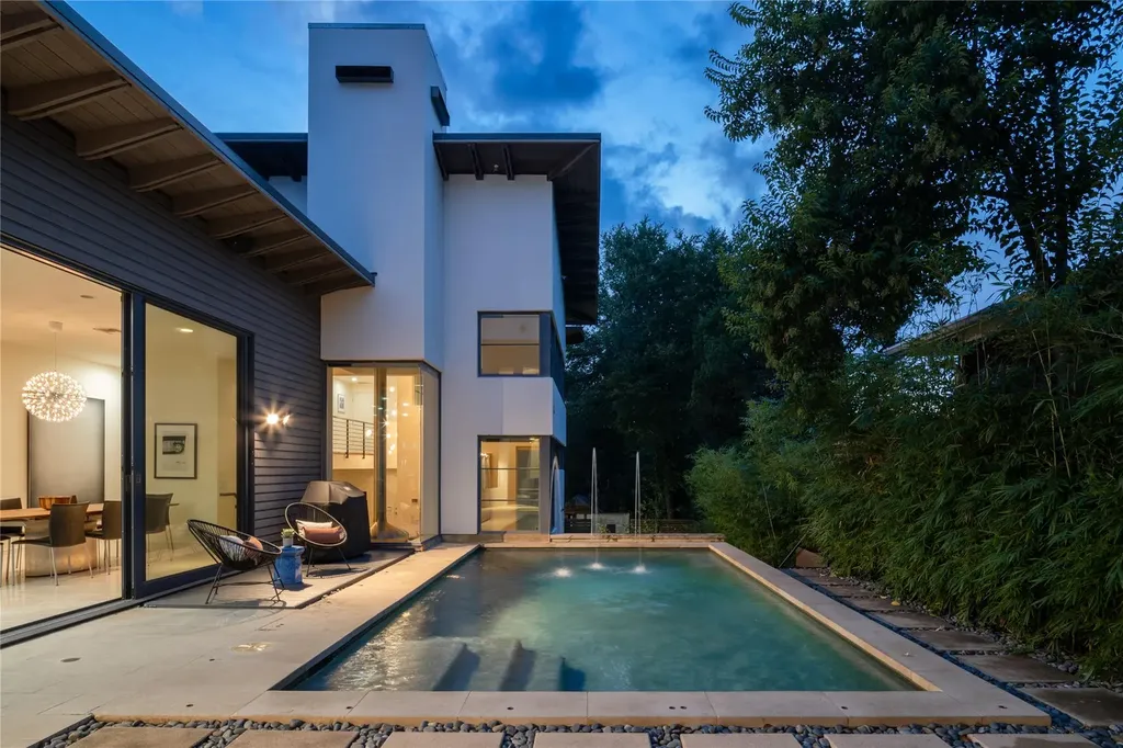 1407 Alameda Drive Austin TX 78704